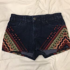 Stylish jean shorts